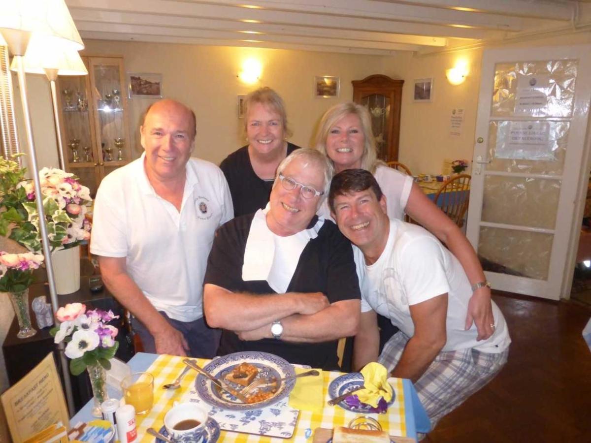 Little Harbour Guesthouse Лу Екстериор снимка