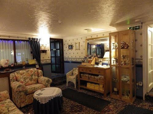 Little Harbour Guesthouse Лу Екстериор снимка